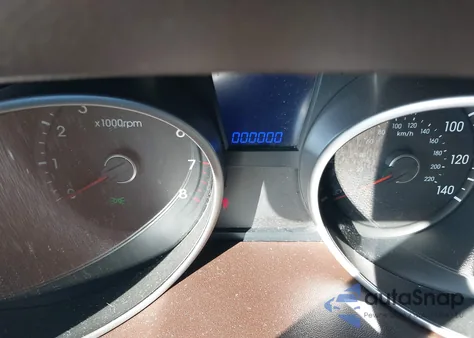 2013 Hyundai Tucson Limited z USA, uszkodzony, nr VIN KM8JUCAC0DU683685